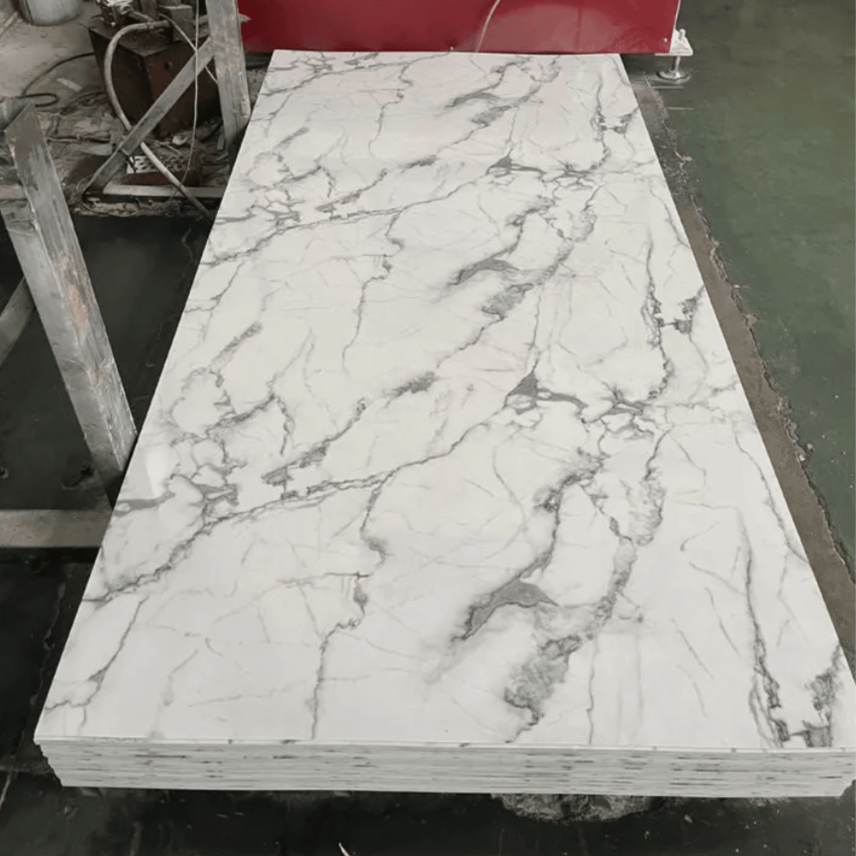 Placa PVC Venato detalle veta mármol blanco gris | SRJ Tu Hogar Uruguay